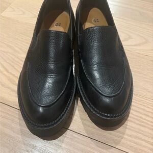 Nordstrom Caslon Millany Black Leather Women’s Loafers -size 7.5